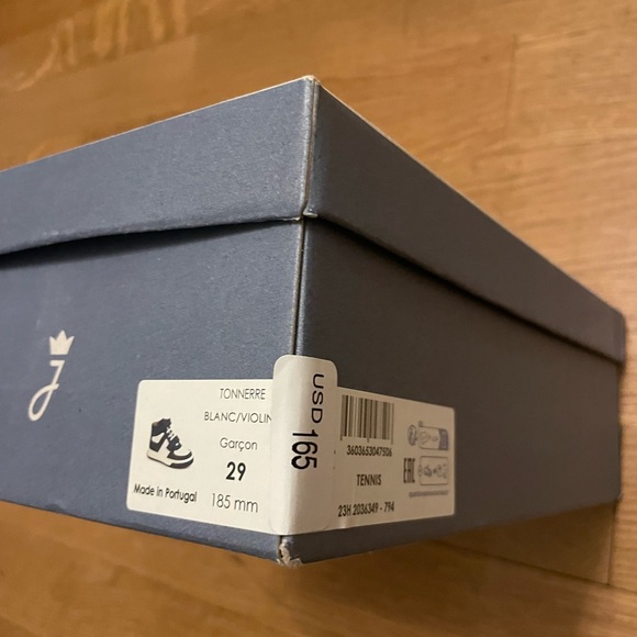 Jacadi, Black and White Shoes with Classic Style - Picture 2 of 5